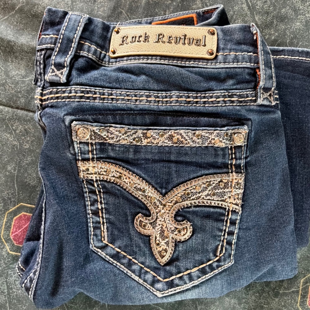 Rock Revival Mid Rise Curvy Bootcut Jeans Tansy VB2 Y2K Western Bling Indigo 31
